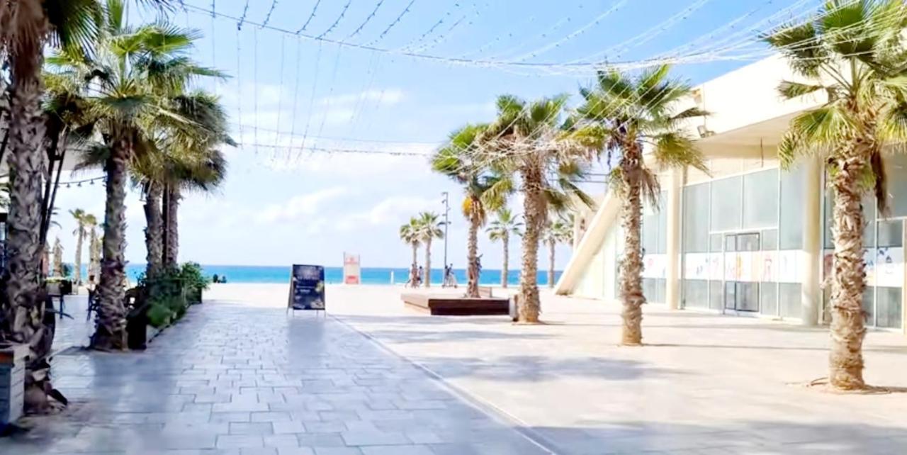 Apart Hotel Tlv/Bat Yam Beach Front 1207 エクステリア 写真